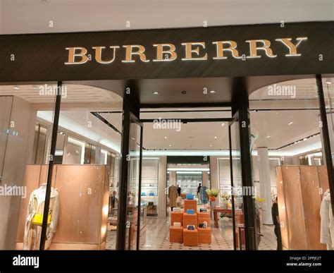 burberry shopping centre|burberry factory store.